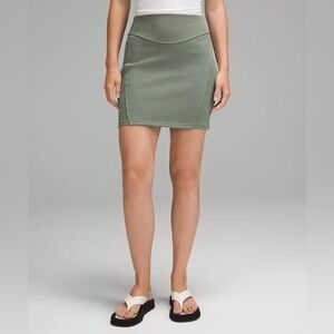 Lululemon Scuba High-Rise Mini Skirt- Size XL